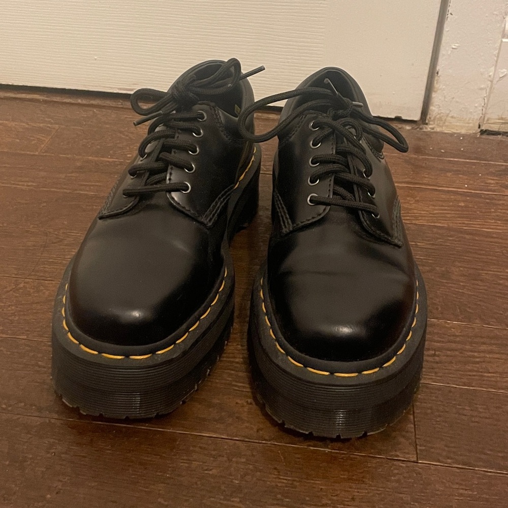 Dr Martens platform shoes Women’s 8